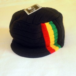 Chapeau noir avec lignes verte jaune et rouge