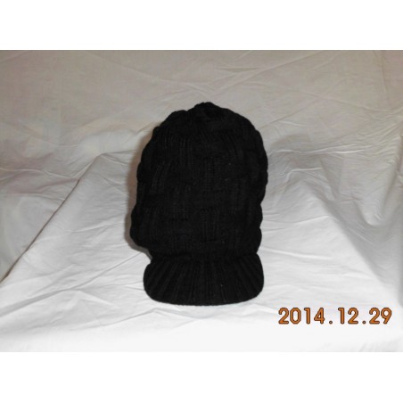 Bonnet noir avec visières 